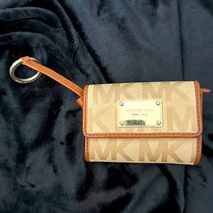 Michael Kors Key Chain Wallet